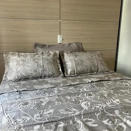 Apartamento no centro de Curitiba,bem localizado e confortável-3