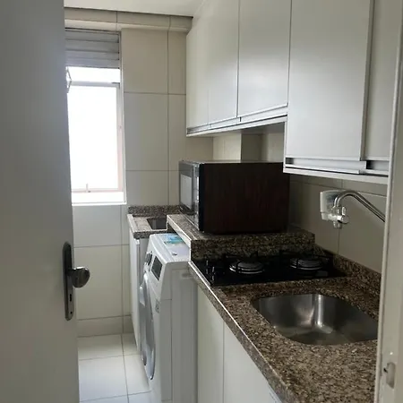 Apartamento no centro de Curitiba,bem localizado e confortável-2